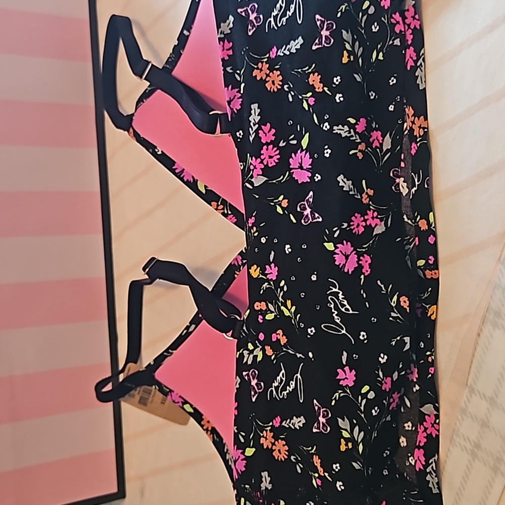 PINK  Victoria Secret bra - Picture 5 of 10